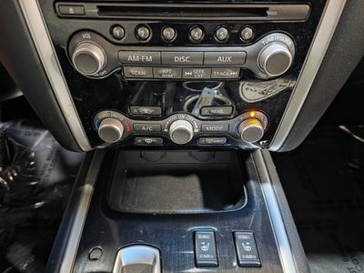 2016 Nissan Pathfinder SV