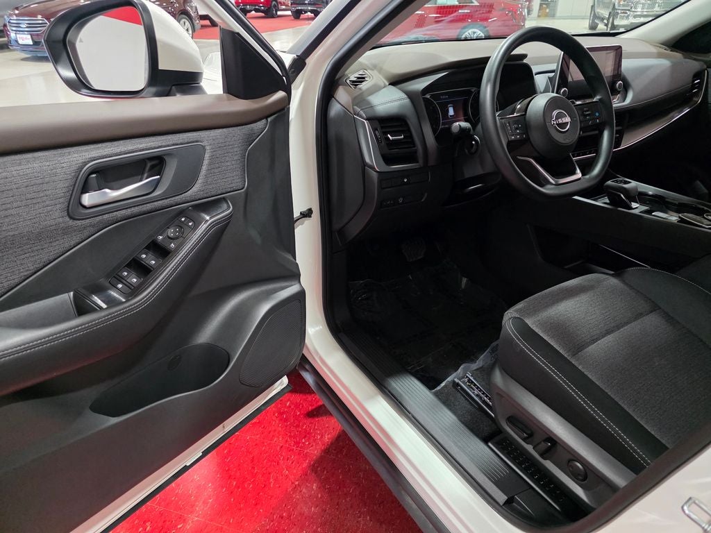 2023 Nissan Rogue SV Carbravo Certified