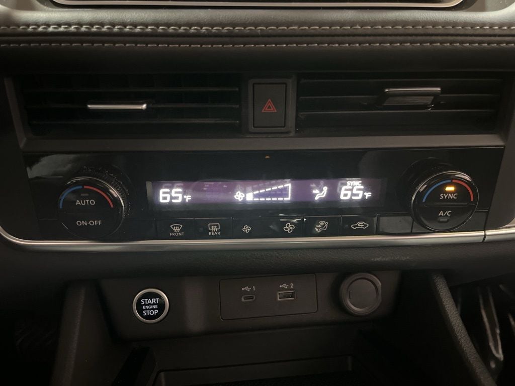2023 Nissan Rogue SV Carbravo Certified