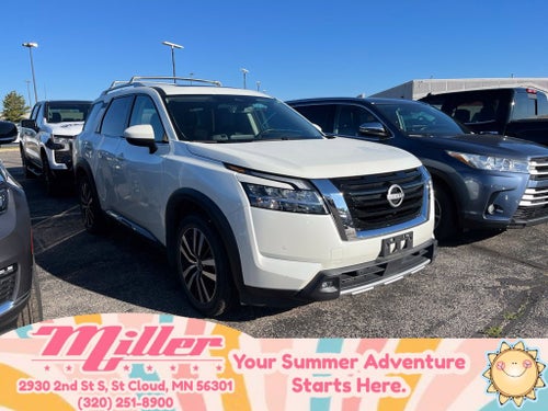 2023 Nissan Pathfinder Platinum