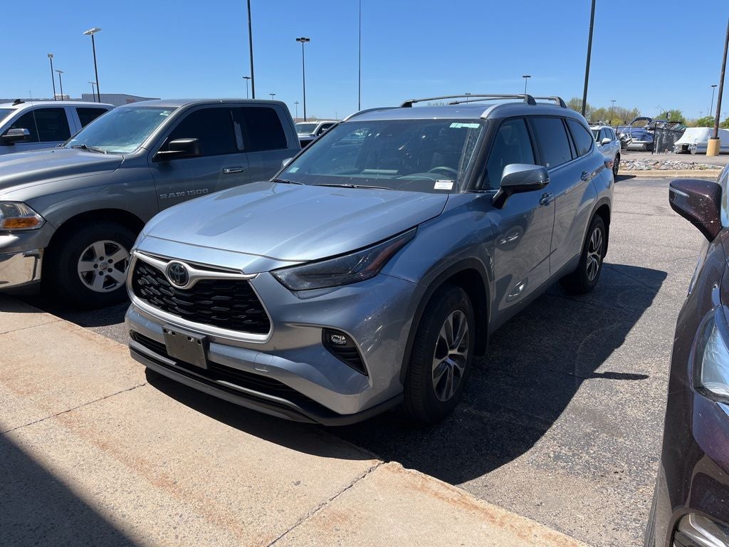 2024 Toyota Highlander XLE