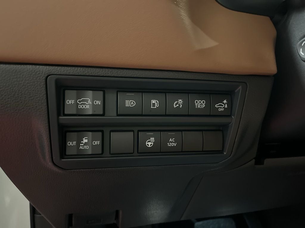 2025 Toyota Sequoia SR5