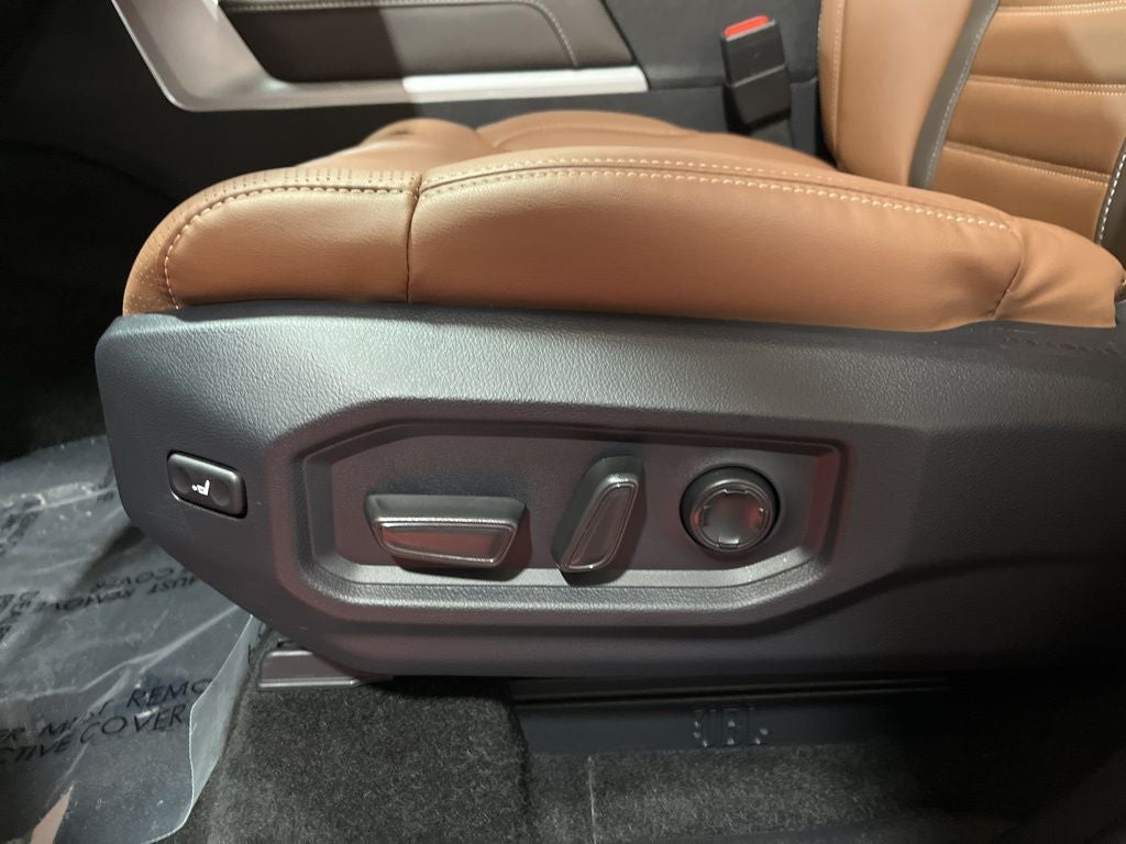 2025 Toyota Sequoia SR5