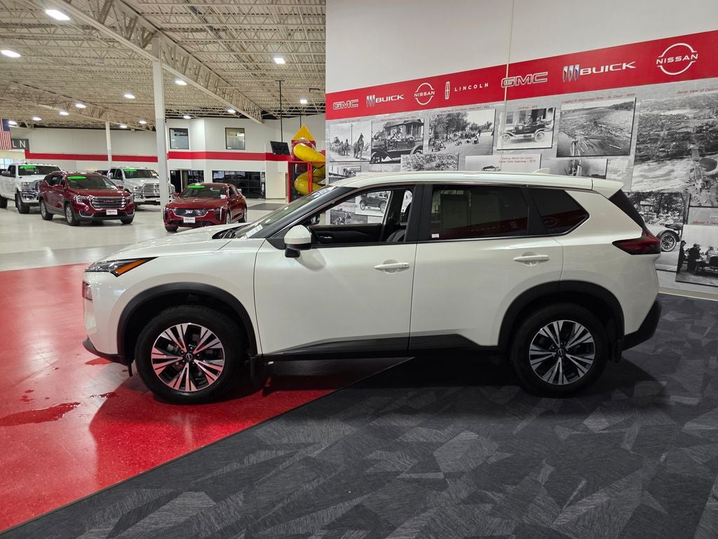 2023 Nissan Rogue SV