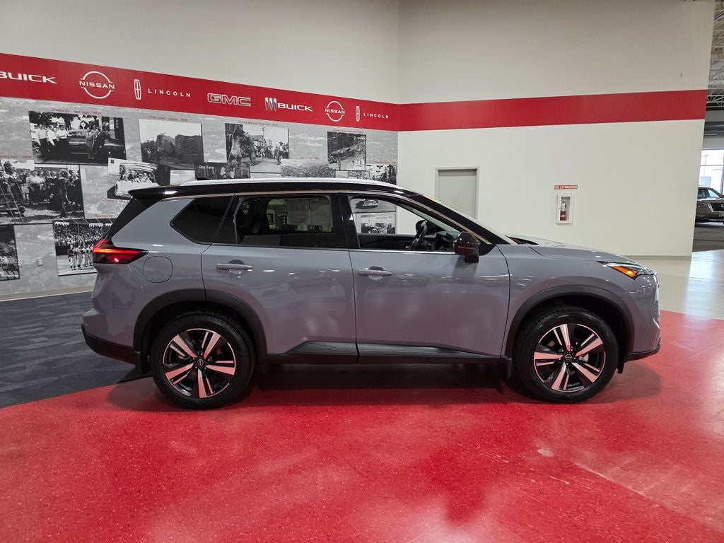 2025 Nissan Rogue SL