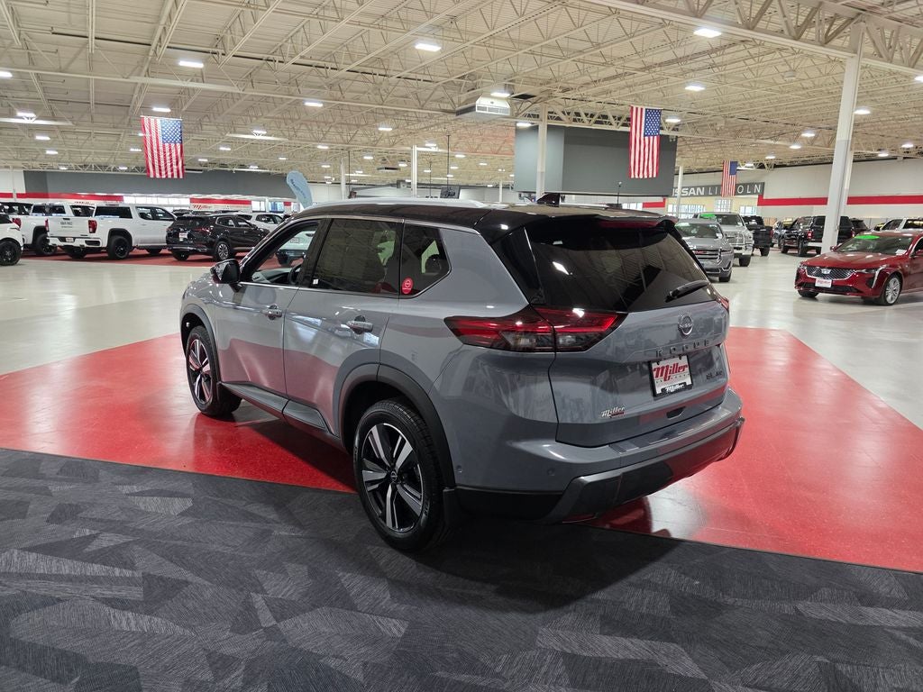 2025 Nissan Rogue SL