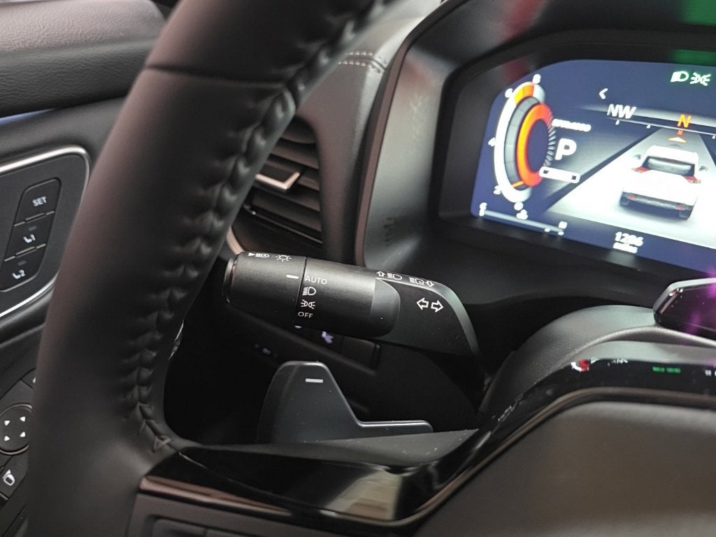 2026 Nissan Rogue Platinum Carbravo CPO