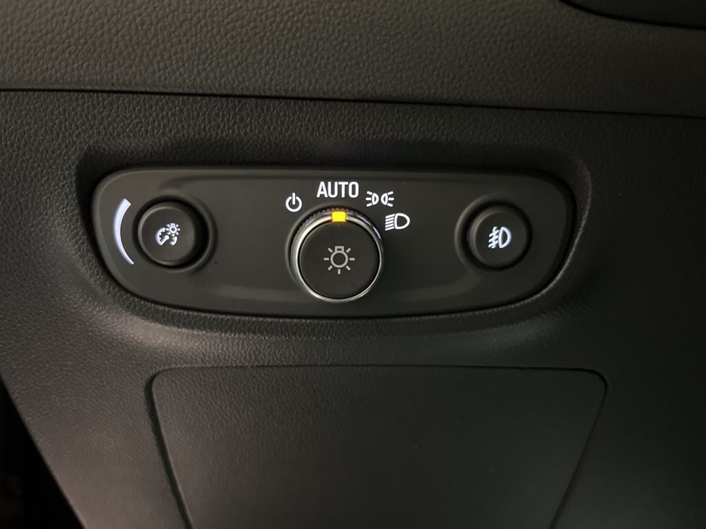 2023 Buick Encore GX Essence Carbravo GM CPO